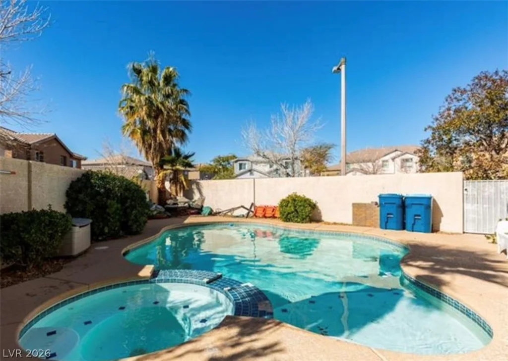 10799 Flame Vine, Las Vegas, NV 89135