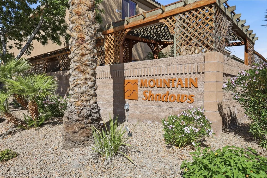 41 Peak Villa, North Las Vegas, NV 89031