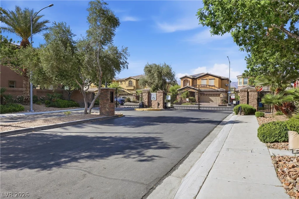 41 Peak Villa, North Las Vegas, NV 89031