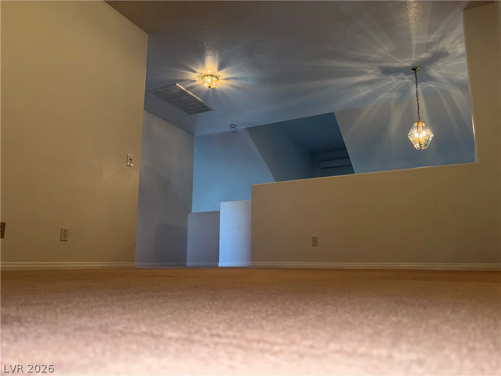 5070 Tara, Las Vegas, NV 89146