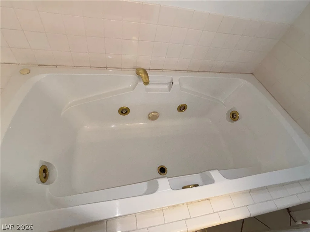 5070 Tara, Las Vegas, NV 89146