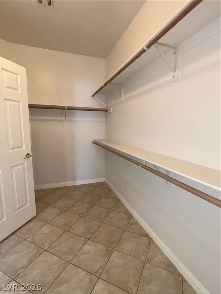 5070 Tara, Las Vegas, NV 89146