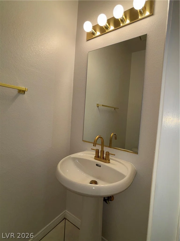5070 Tara, Las Vegas, NV 89146
