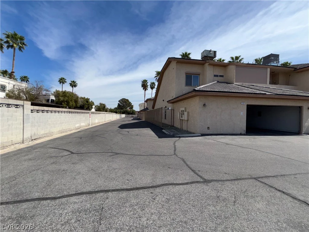 5070 Tara, Las Vegas, NV 89146