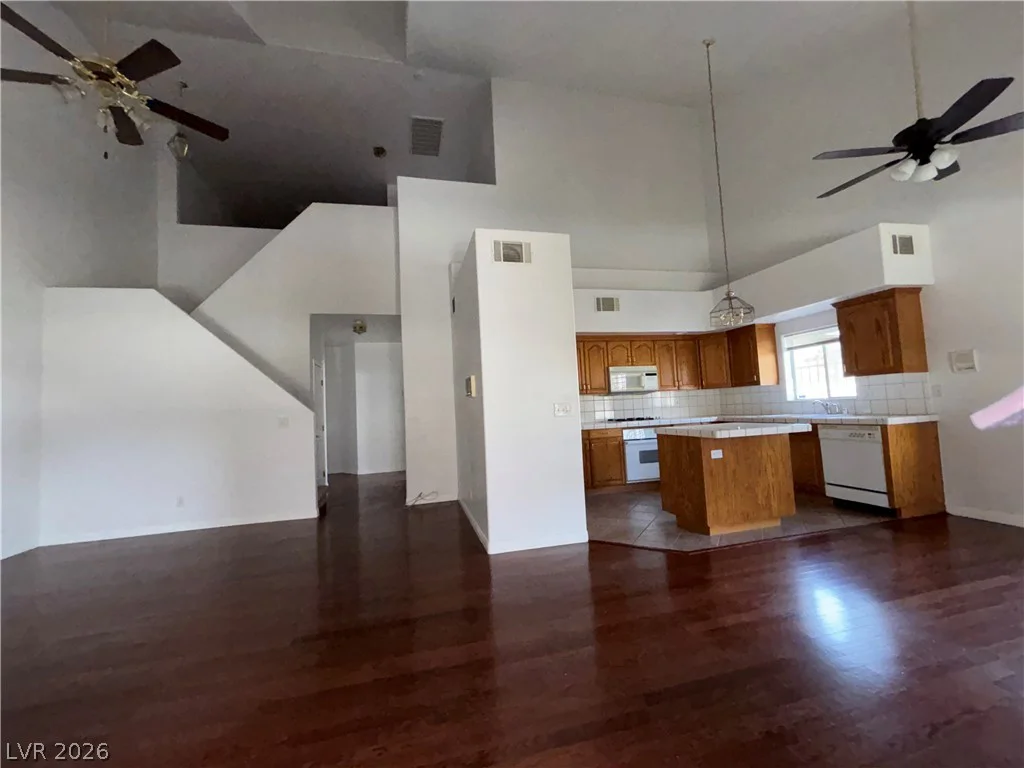 5070 Tara, Las Vegas, NV 89146