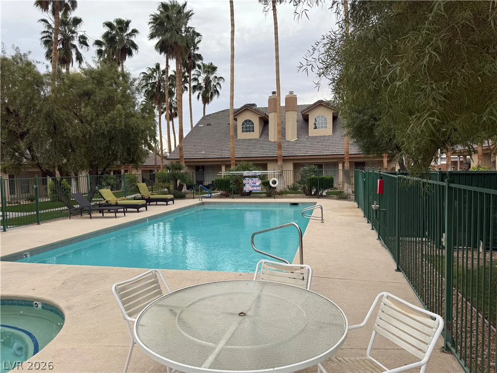 5070 Tara, Las Vegas, NV 89146