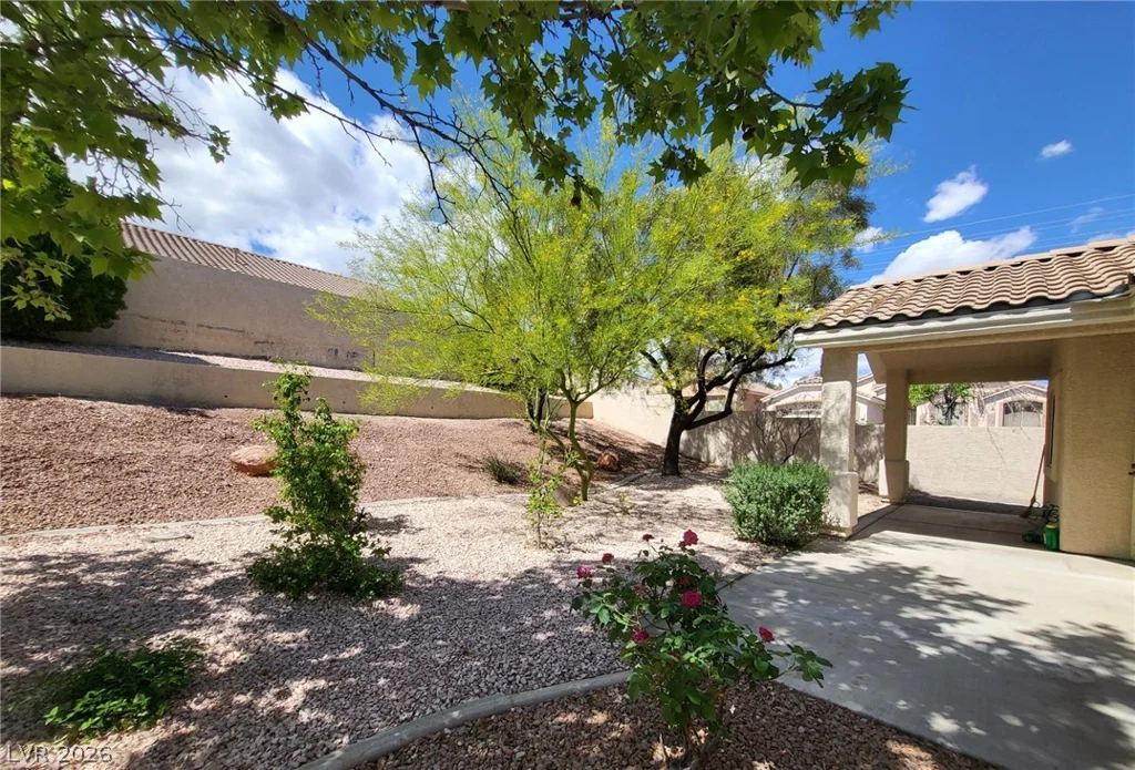 1813 Hill Canyon, Las Vegas, NV 89144