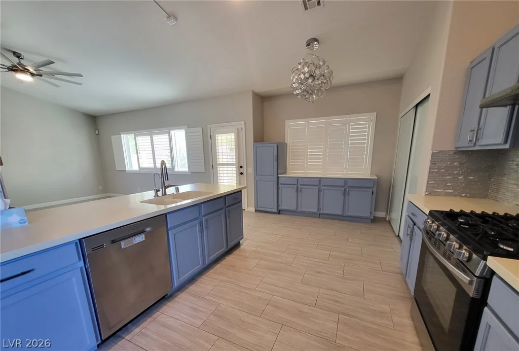 1813 Hill Canyon, Las Vegas, NV 89144