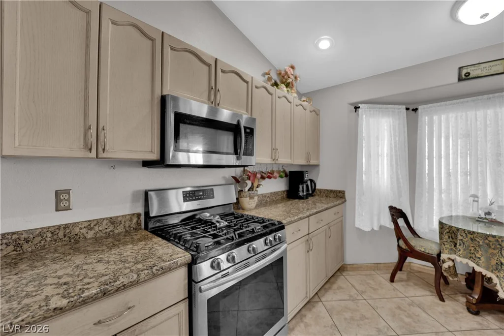 4676 Canna, Las Vegas, NV 89122