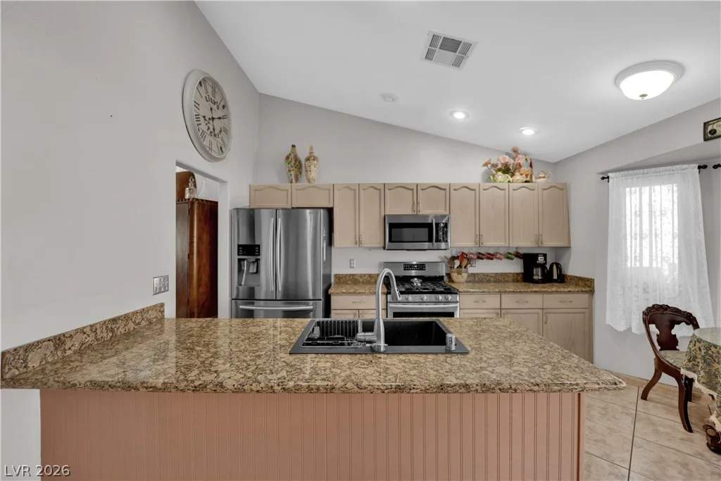 4676 Canna, Las Vegas, NV 89122