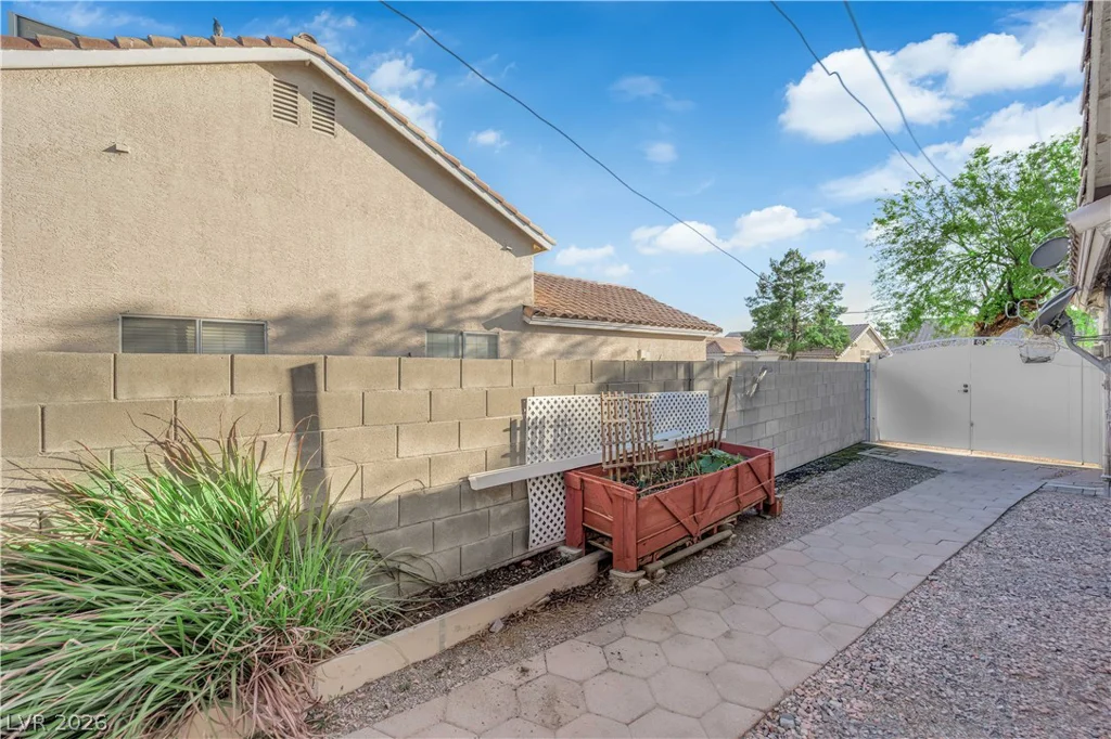 4676 Canna, Las Vegas, NV 89122