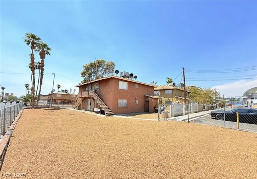 536 North, Las Vegas, NV 89119