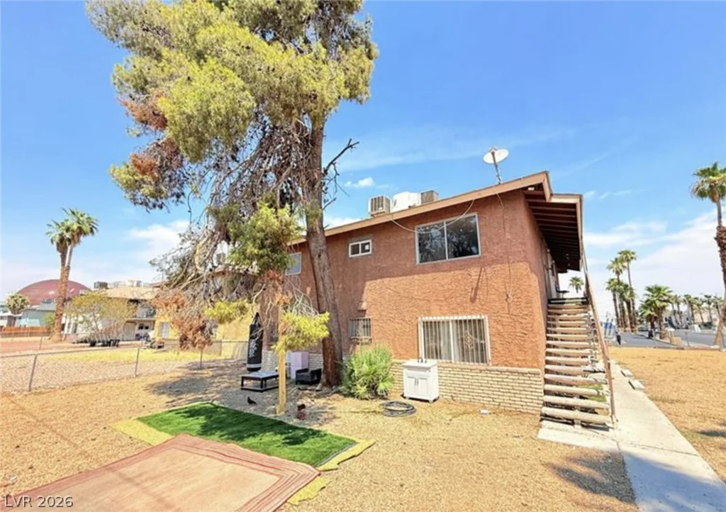 536 North, Las Vegas, NV 89119