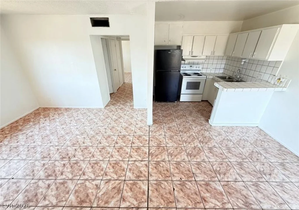 536 North, Las Vegas, NV 89119
