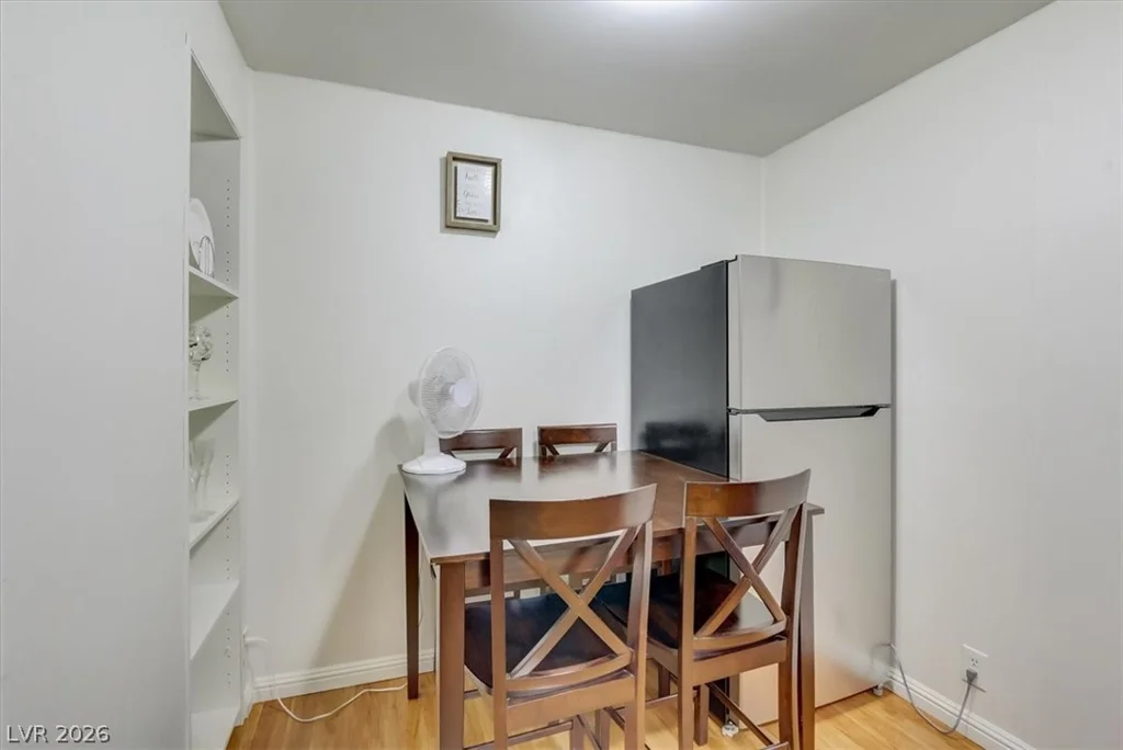 555 Royal Crest, Las Vegas, NV 89169
