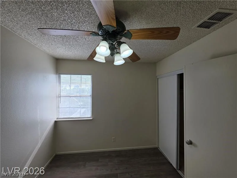 7235 Wichita, Las Vegas, NV 89119