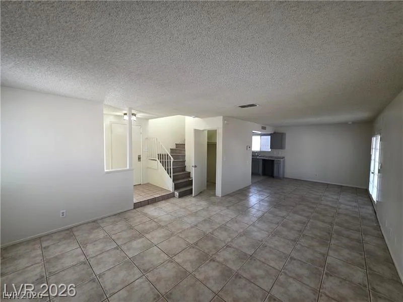7235 Wichita, Las Vegas, NV 89119