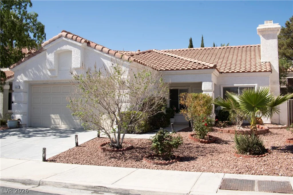 1417 Country Hollow, Las Vegas, NV 89117