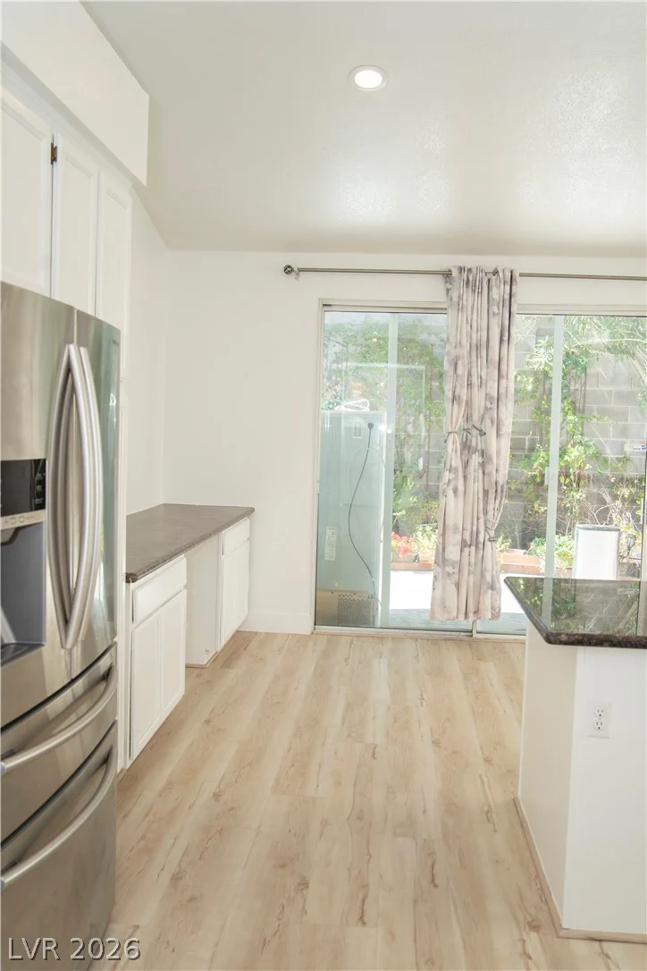 1417 Country Hollow, Las Vegas, NV 89117