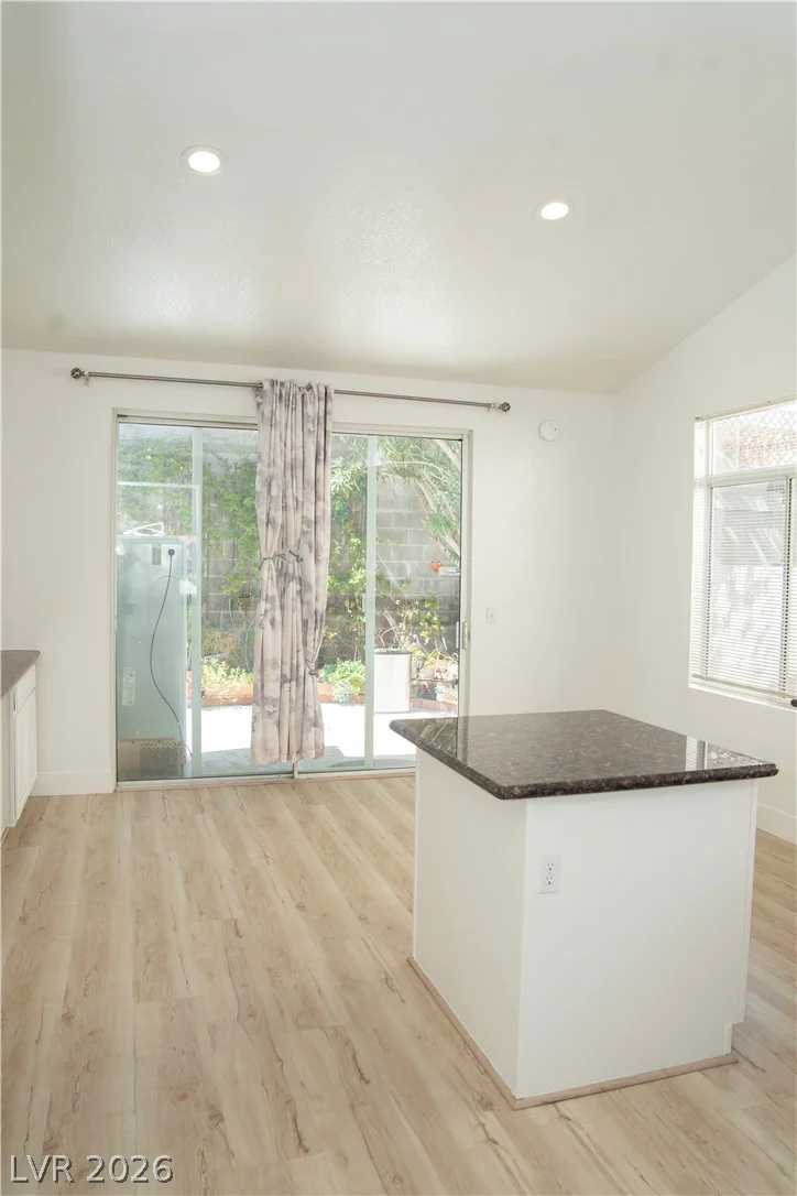 1417 Country Hollow, Las Vegas, NV 89117