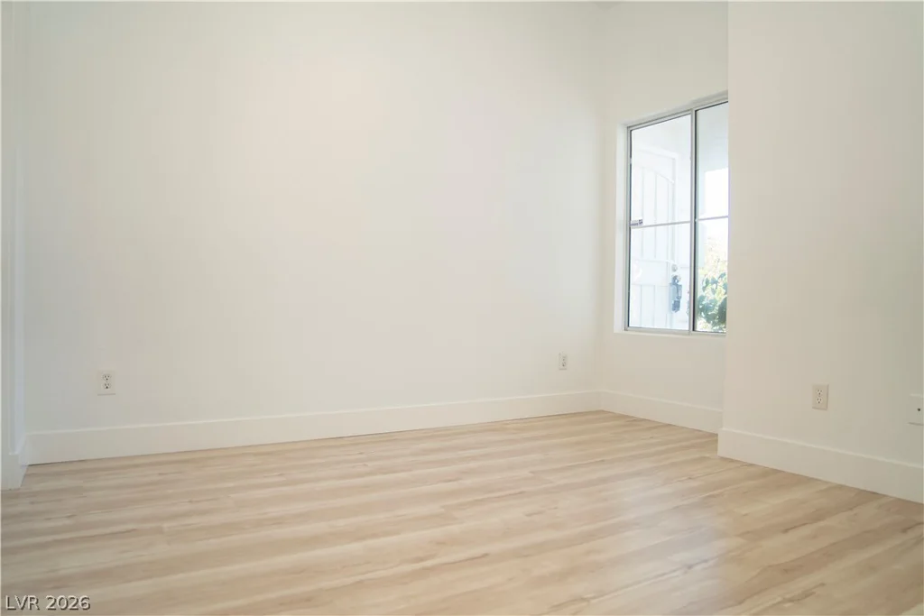 1417 Country Hollow, Las Vegas, NV 89117