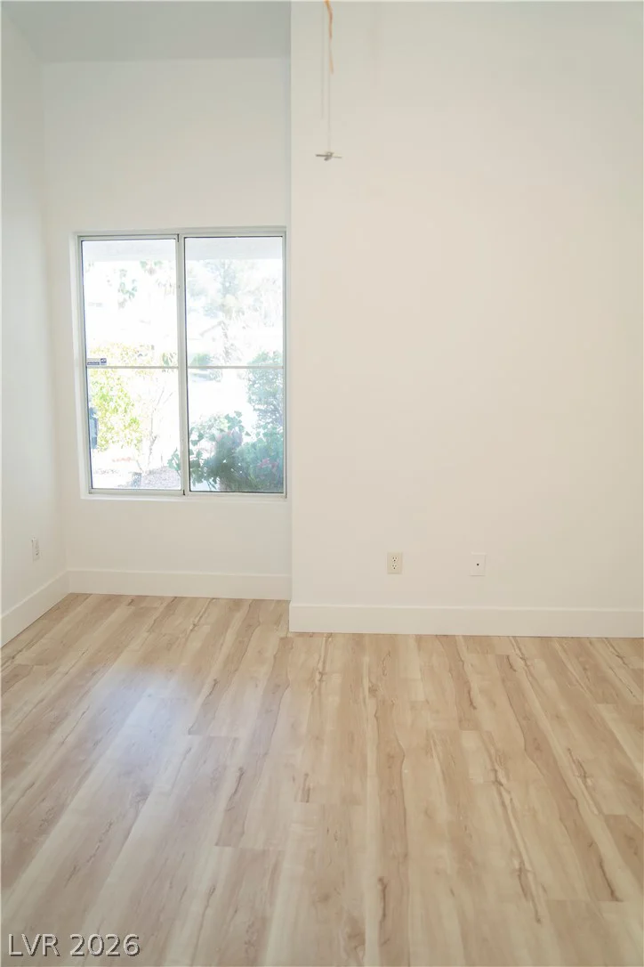 1417 Country Hollow, Las Vegas, NV 89117
