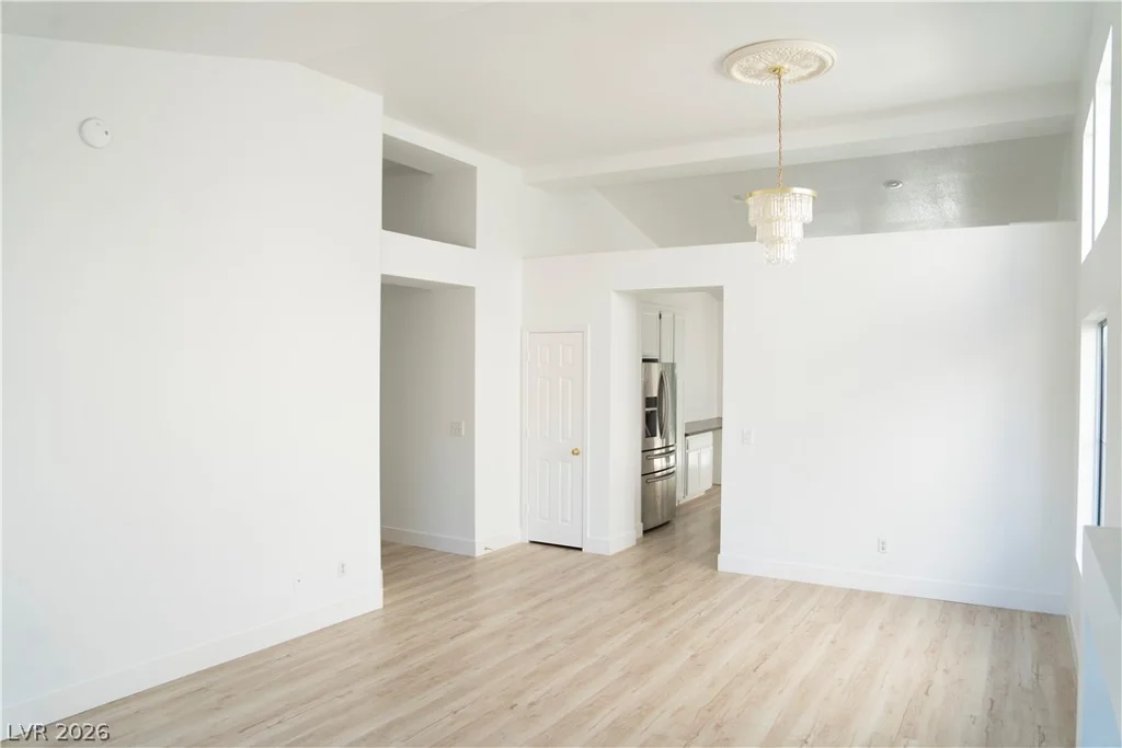 1417 Country Hollow, Las Vegas, NV 89117