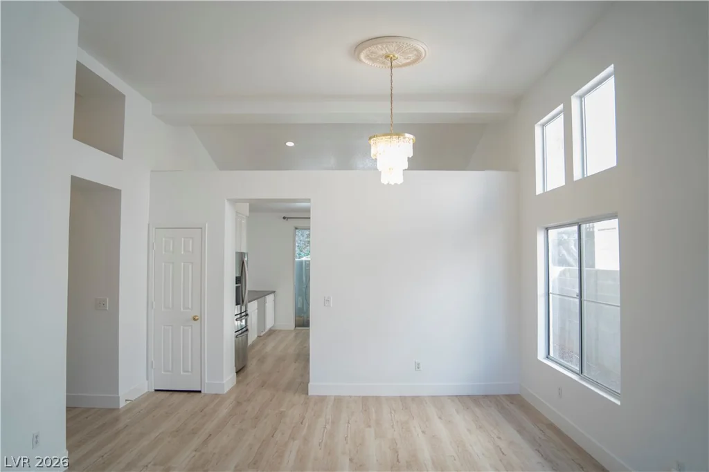 1417 Country Hollow, Las Vegas, NV 89117