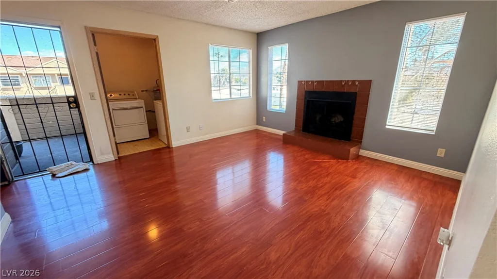 2754 Aarondavid, Las Vegas, NV 89121