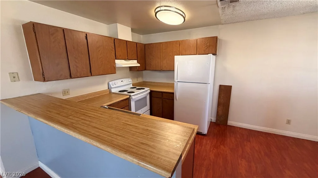 2754 Aarondavid, Las Vegas, NV 89121