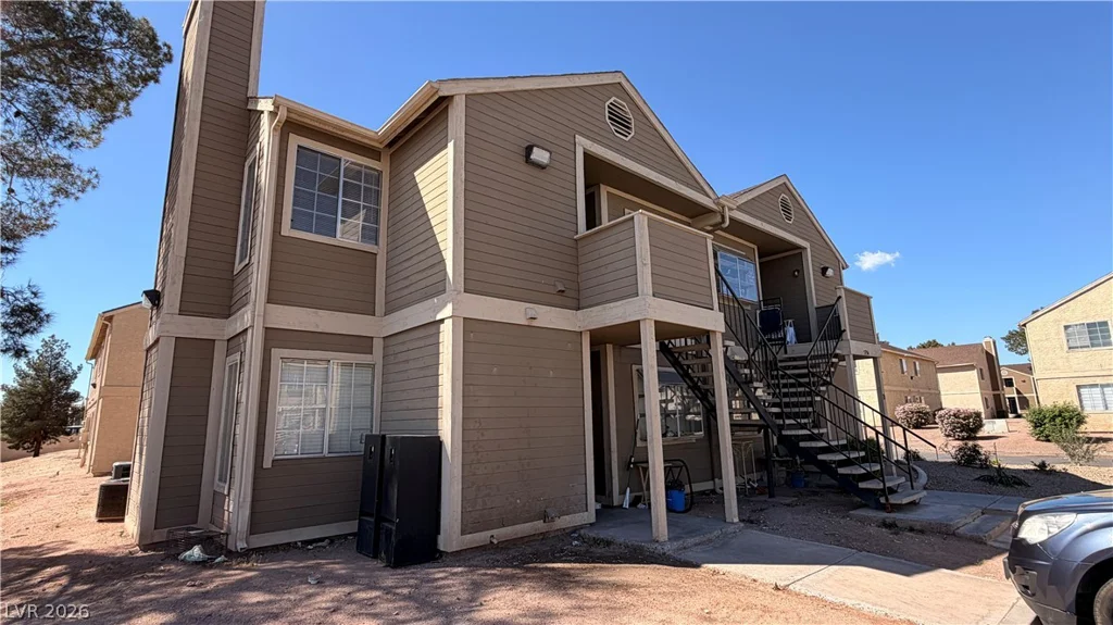 2754 Aarondavid, Las Vegas, NV 89121