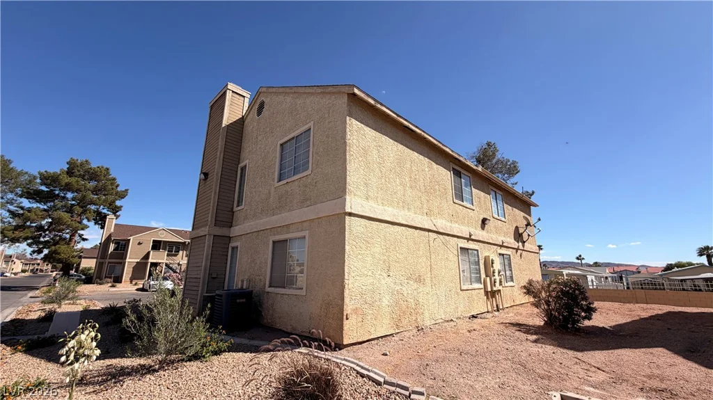 2754 Aarondavid, Las Vegas, NV 89121