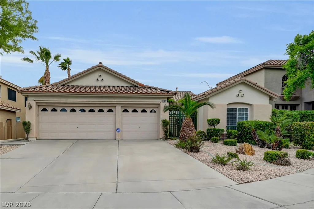 8421 Willow Point, Las Vegas, NV 89128