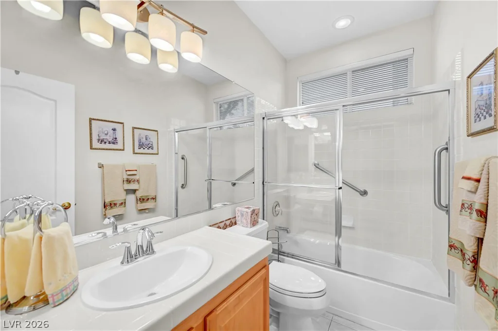 8421 Willow Point, Las Vegas, NV 89128