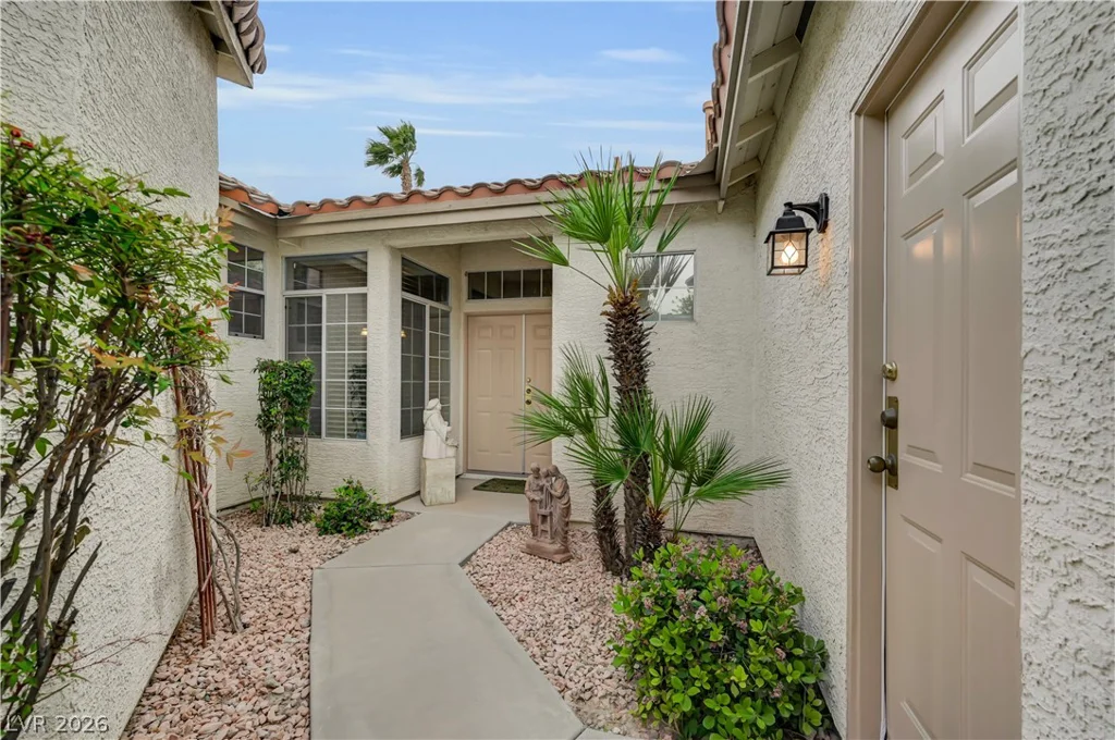 8421 Willow Point, Las Vegas, NV 89128