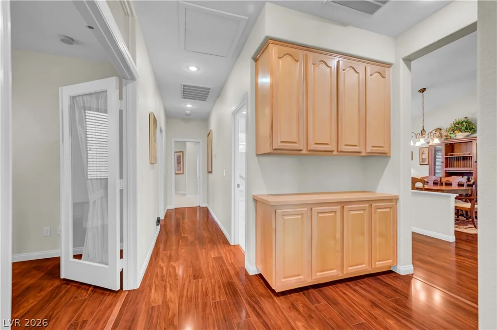 8421 Willow Point, Las Vegas, NV 89128