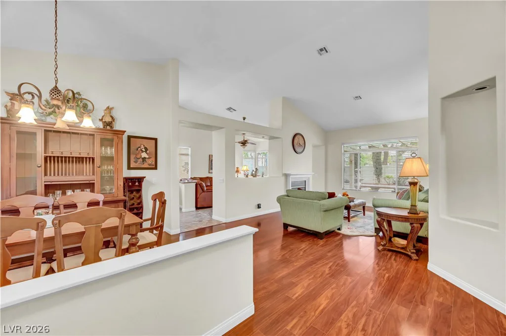 8421 Willow Point, Las Vegas, NV 89128