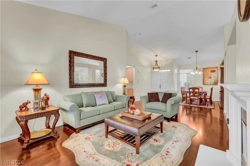 8421 Willow Point, Las Vegas, NV 89128