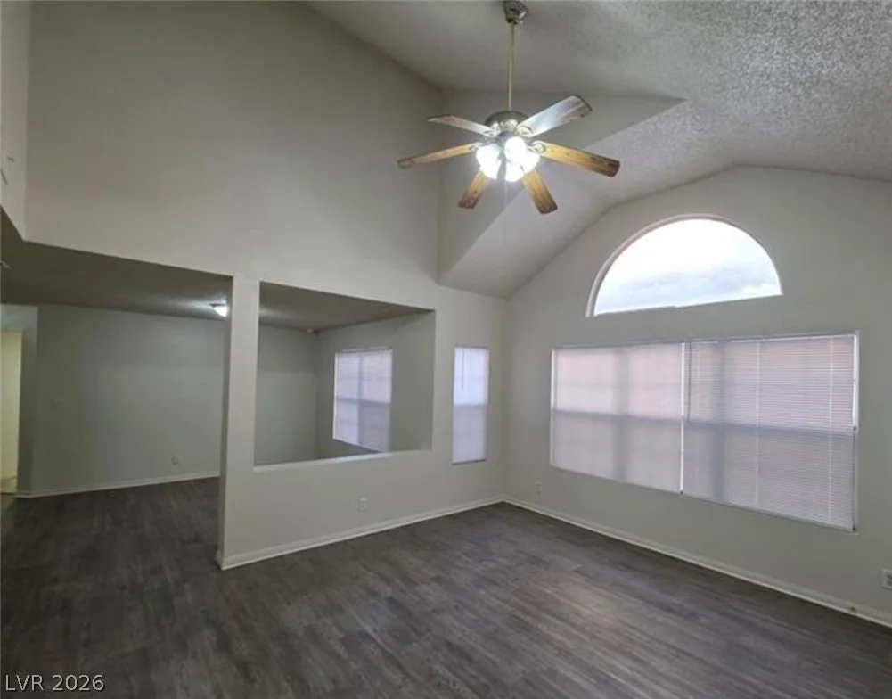 6561 Avon, Las Vegas, NV 89108