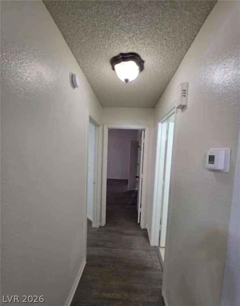 6561 Avon, Las Vegas, NV 89108