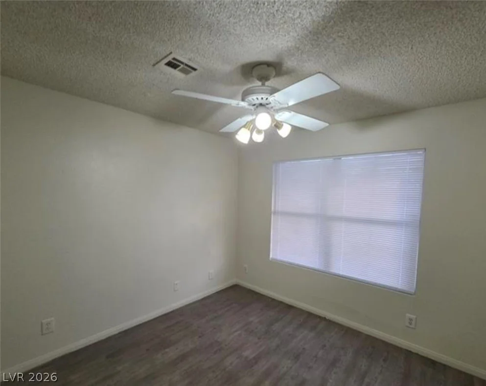 6561 Avon, Las Vegas, NV 89108