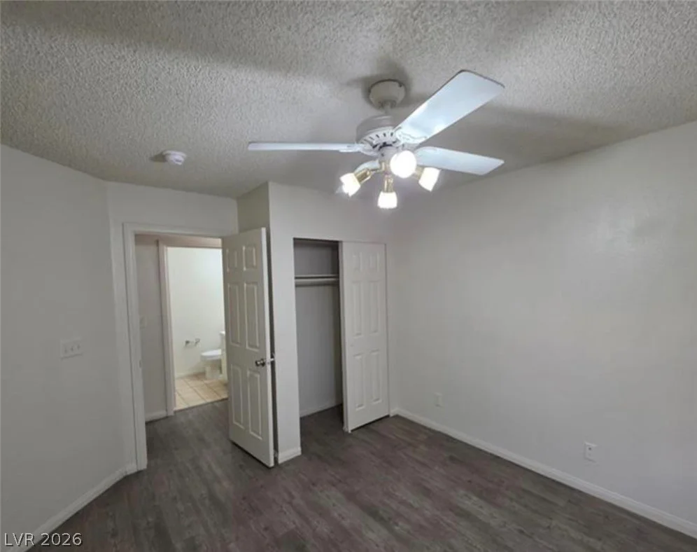 6561 Avon, Las Vegas, NV 89108