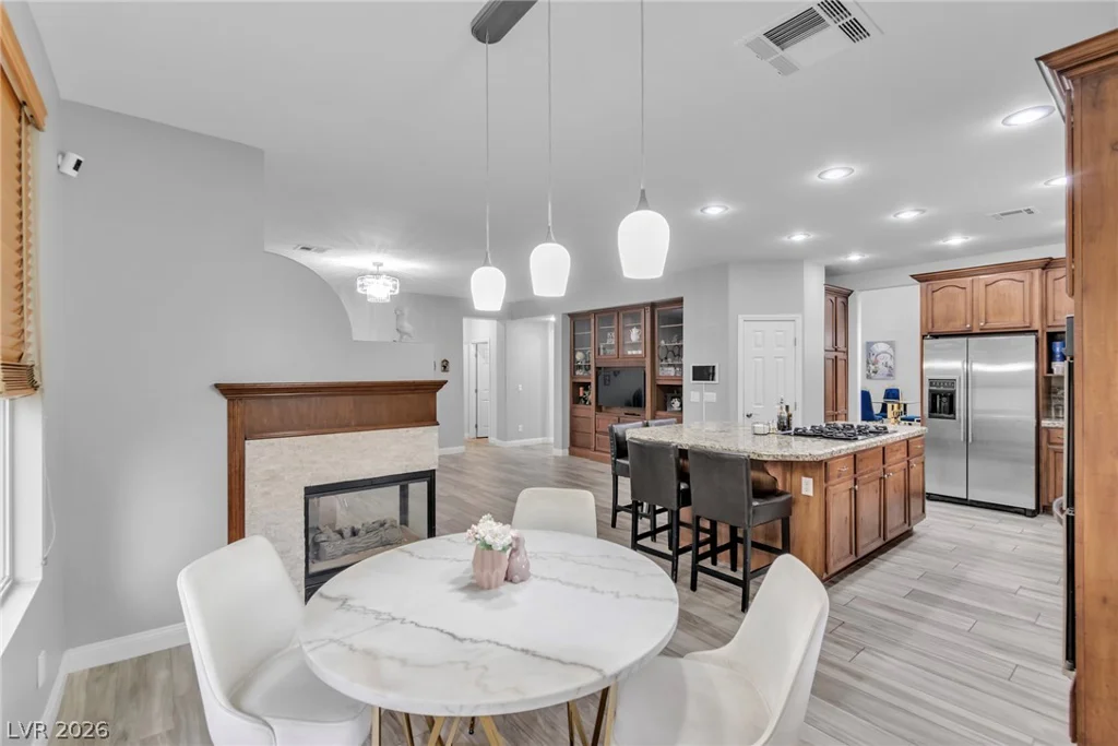1000 Meadowleah, Las Vegas, NV 89145