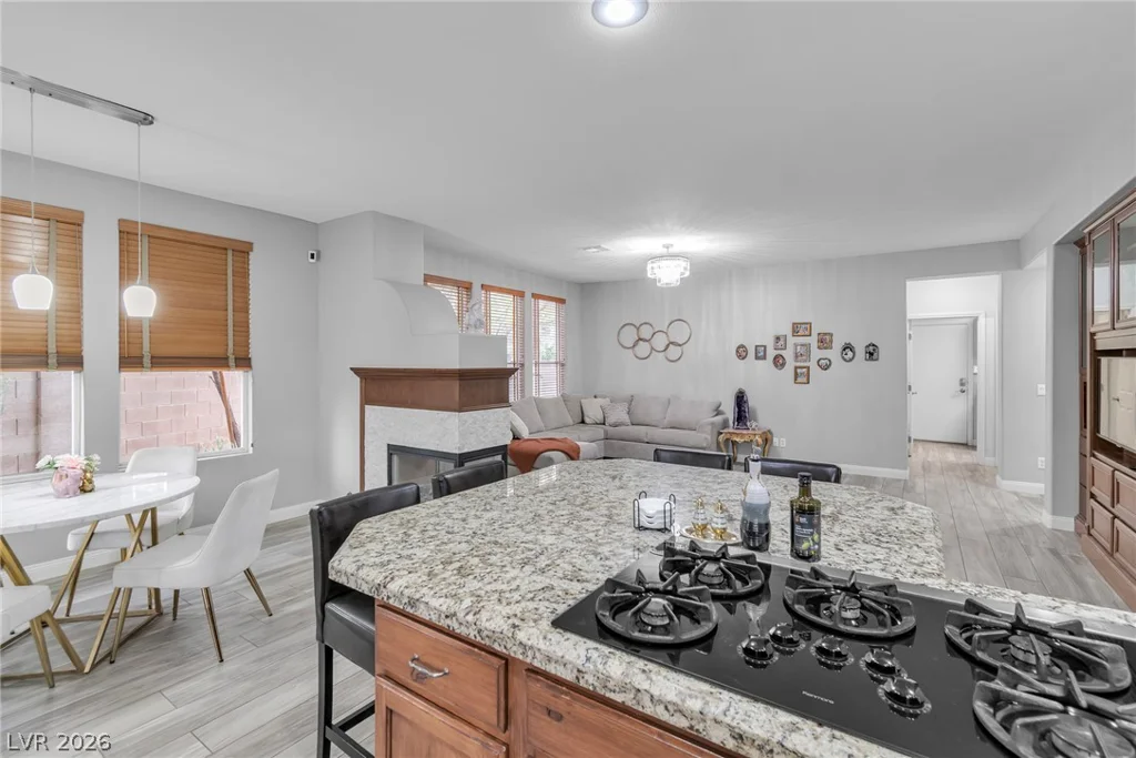 1000 Meadowleah, Las Vegas, NV 89145