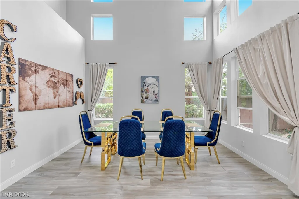 1000 Meadowleah, Las Vegas, NV 89145