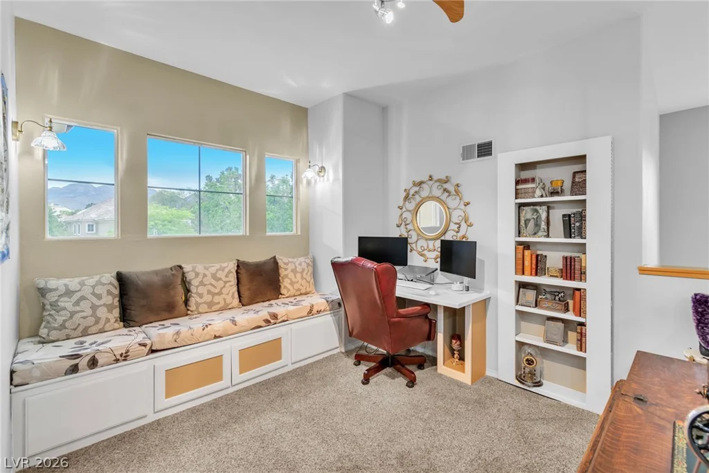 1000 Meadowleah, Las Vegas, NV 89145