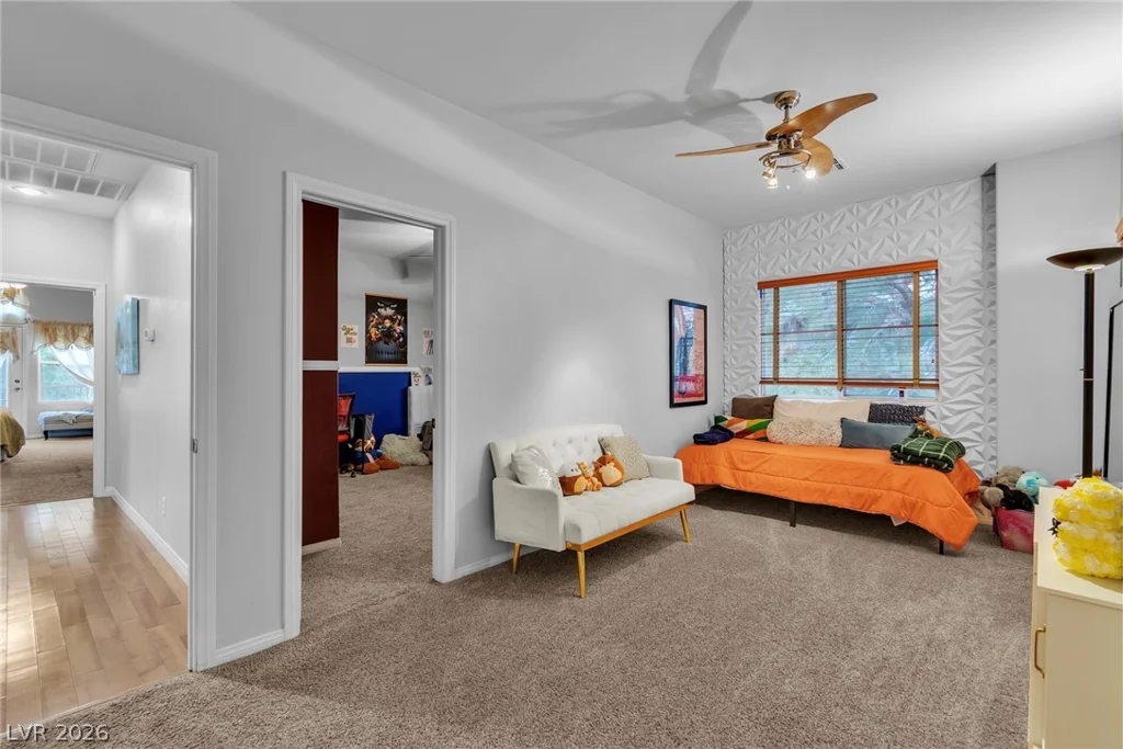 1000 Meadowleah, Las Vegas, NV 89145