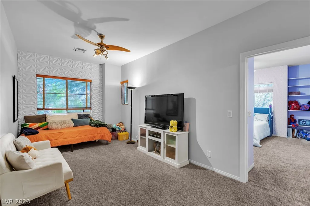 1000 Meadowleah, Las Vegas, NV 89145