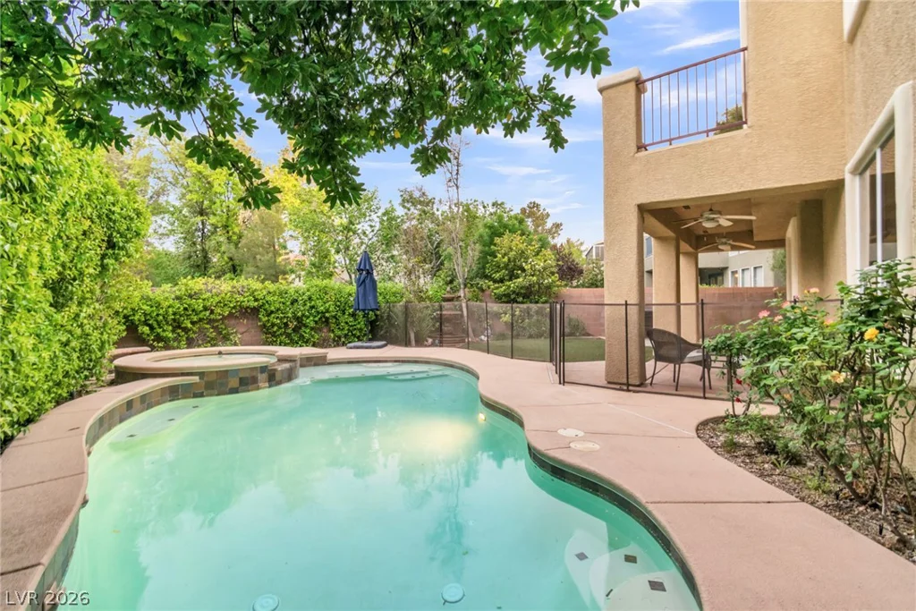 1000 Meadowleah, Las Vegas, NV 89145