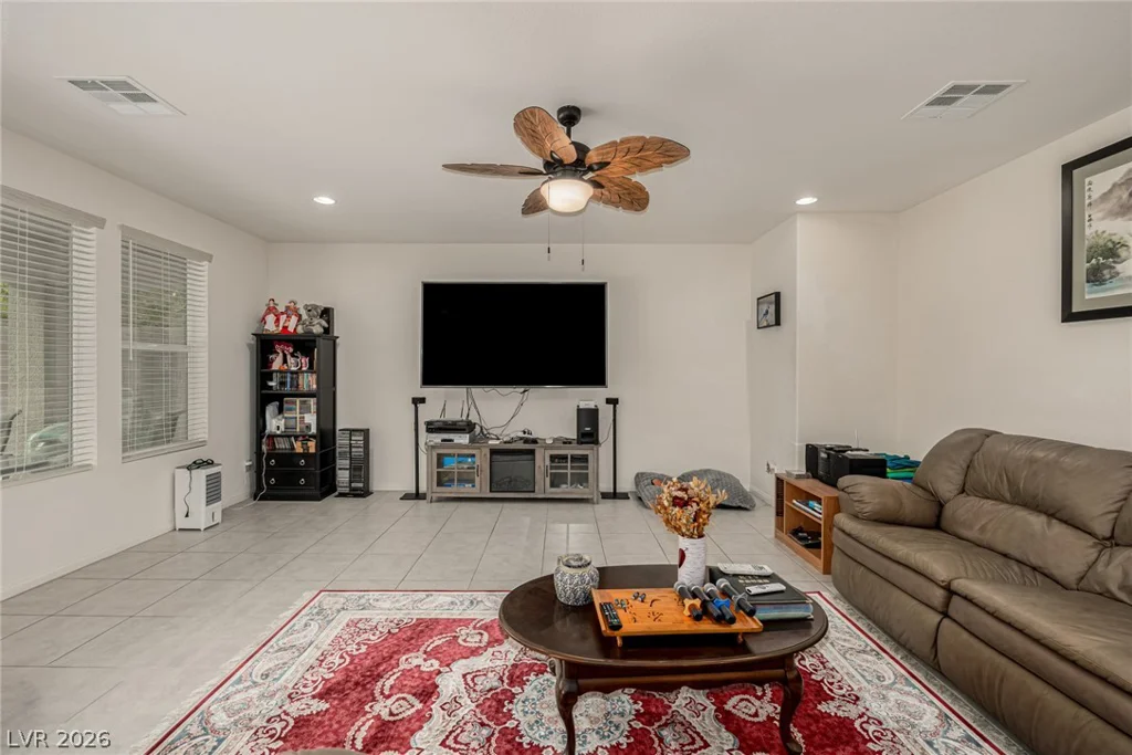 4643 Eagle Nest Peak, Las Vegas, NV 89129